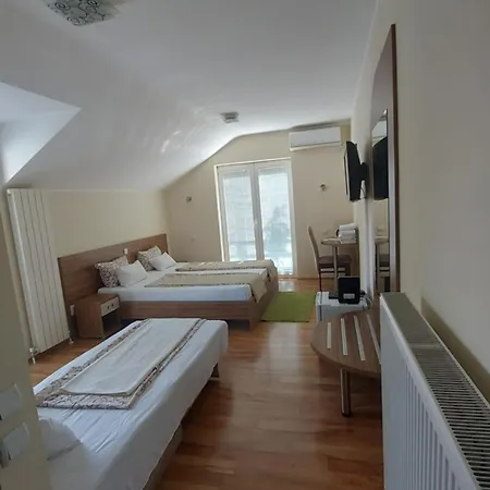 Dunja Apartment *